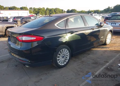2013 Ford Fusion Hybrid Se z USA, uszkodzony, nr VIN 3FA6P0LU3DR351906